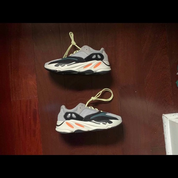 Yeezy Wave Runner - Picture 4 of 7